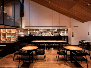 Interior de Leo Restaurante.